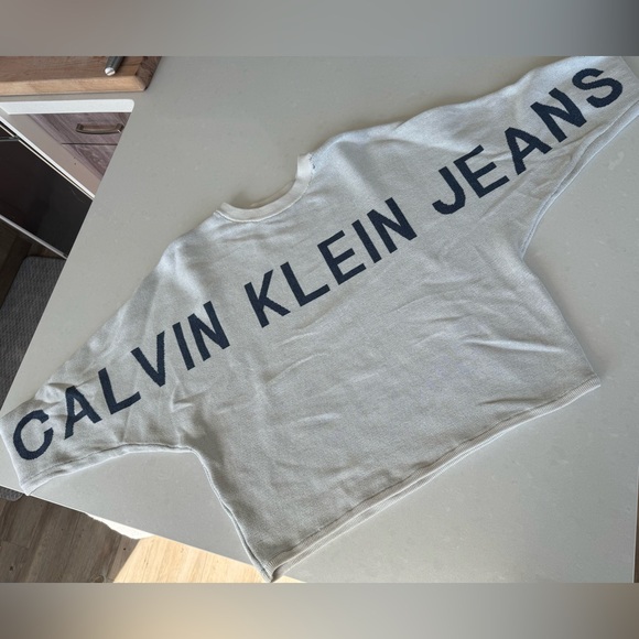 Calvin Klein Jeans Sweater - Picture 1 of 5